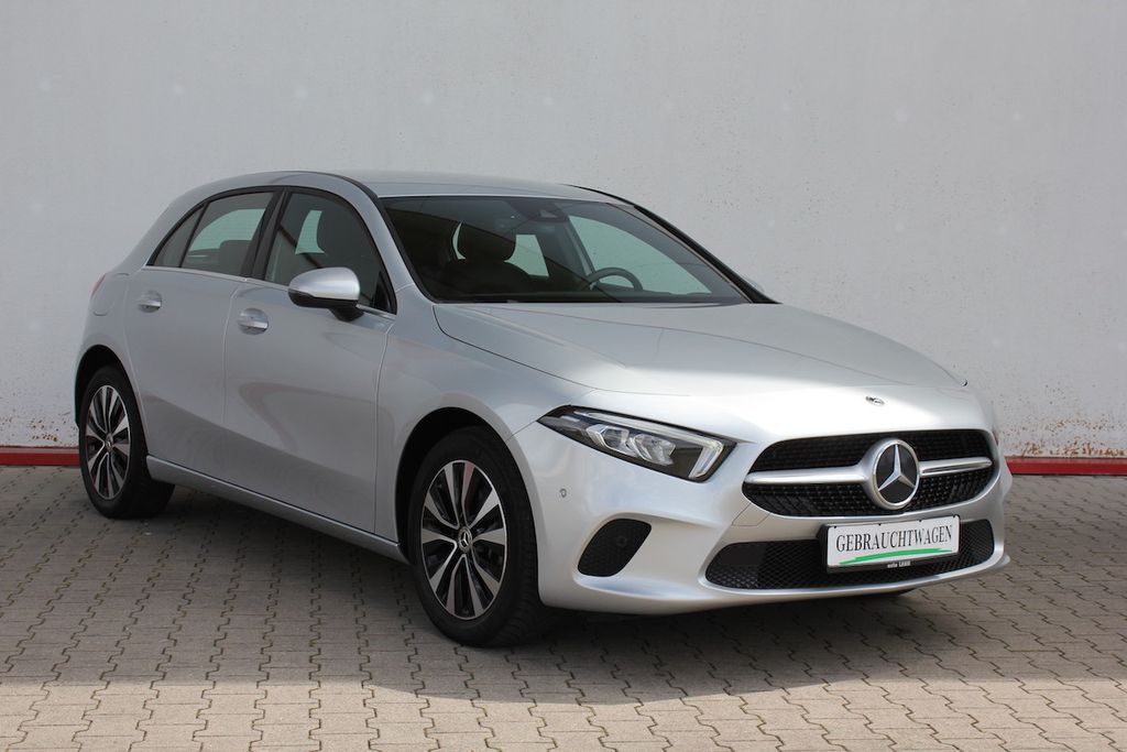Bild des Angebotes Mercedes-Benz A 250e 8G EQ Plug-In Hybrid 458 WideScreen Apple