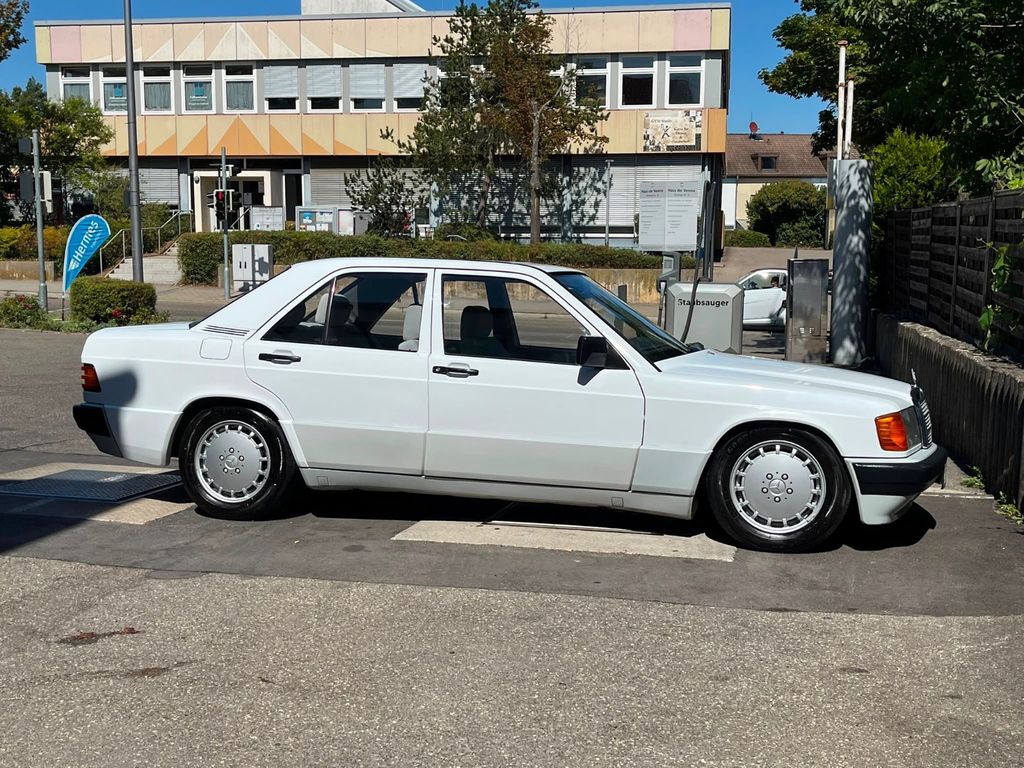 Bild des Angebotes Mercedes-Benz W201 2.0 Diesel Oldtimer 190d