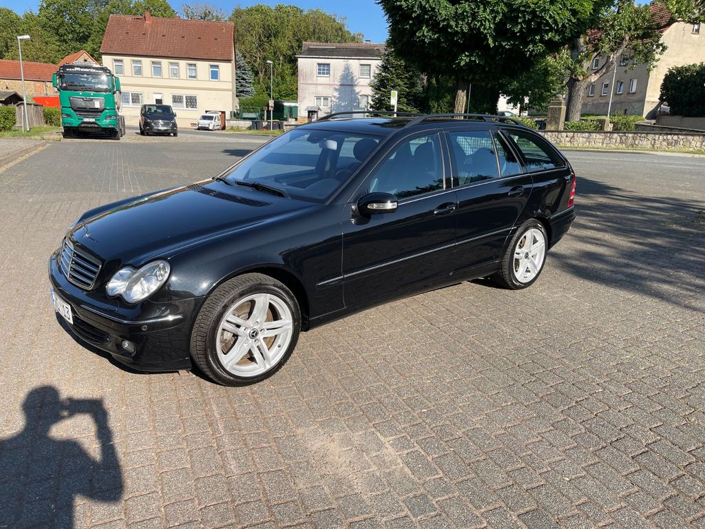 Bild des Angebotes Mercedes-Benz C 350 4MATIC T AVANTGARDE
