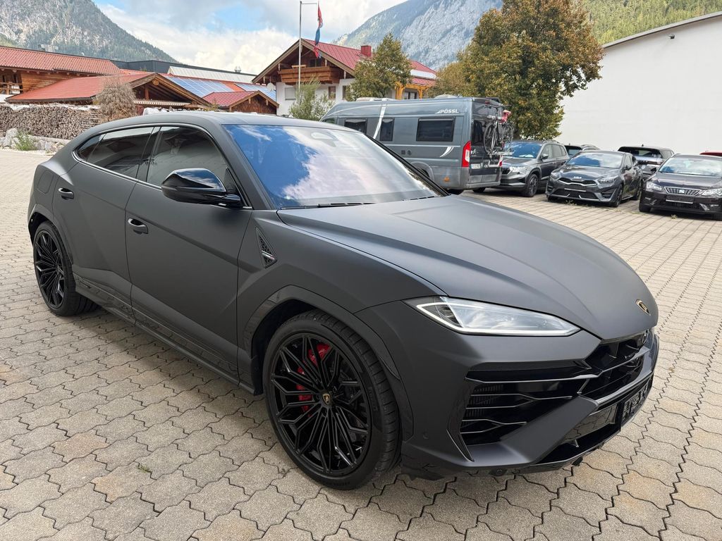 Lamborghini Urus SE,Bang & Olufsen,Pano, 588 kW (799 PS),...