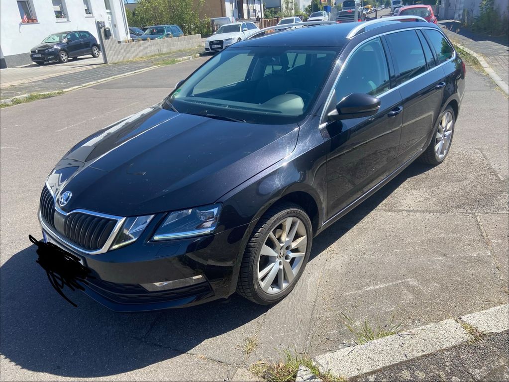 Bild des Angebotes Skoda Octavia Combi AmbitionAutomatik/Navi/Teilleder