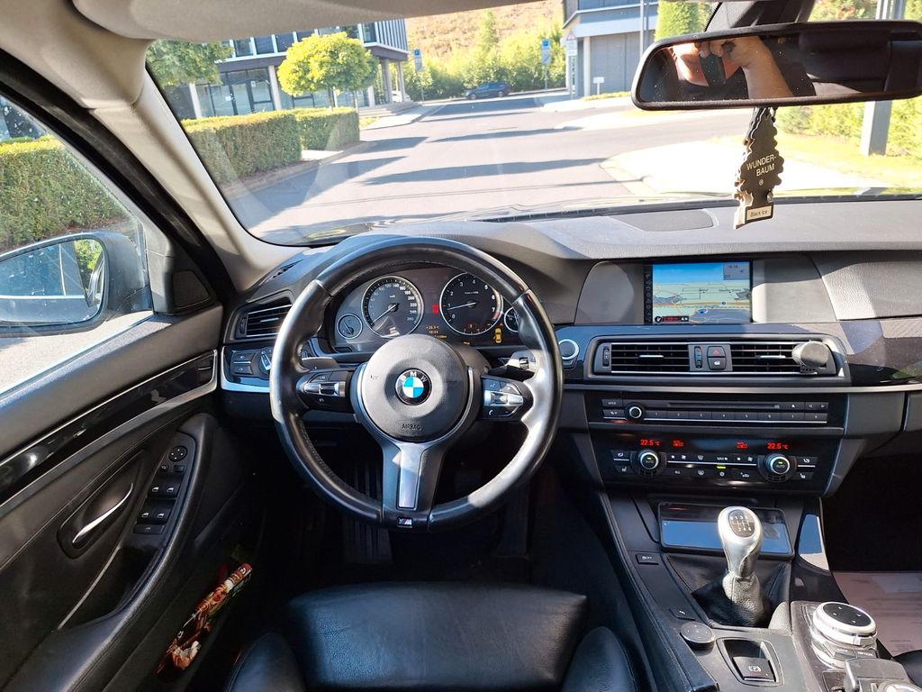 Bild des Angebotes BMW 528i -