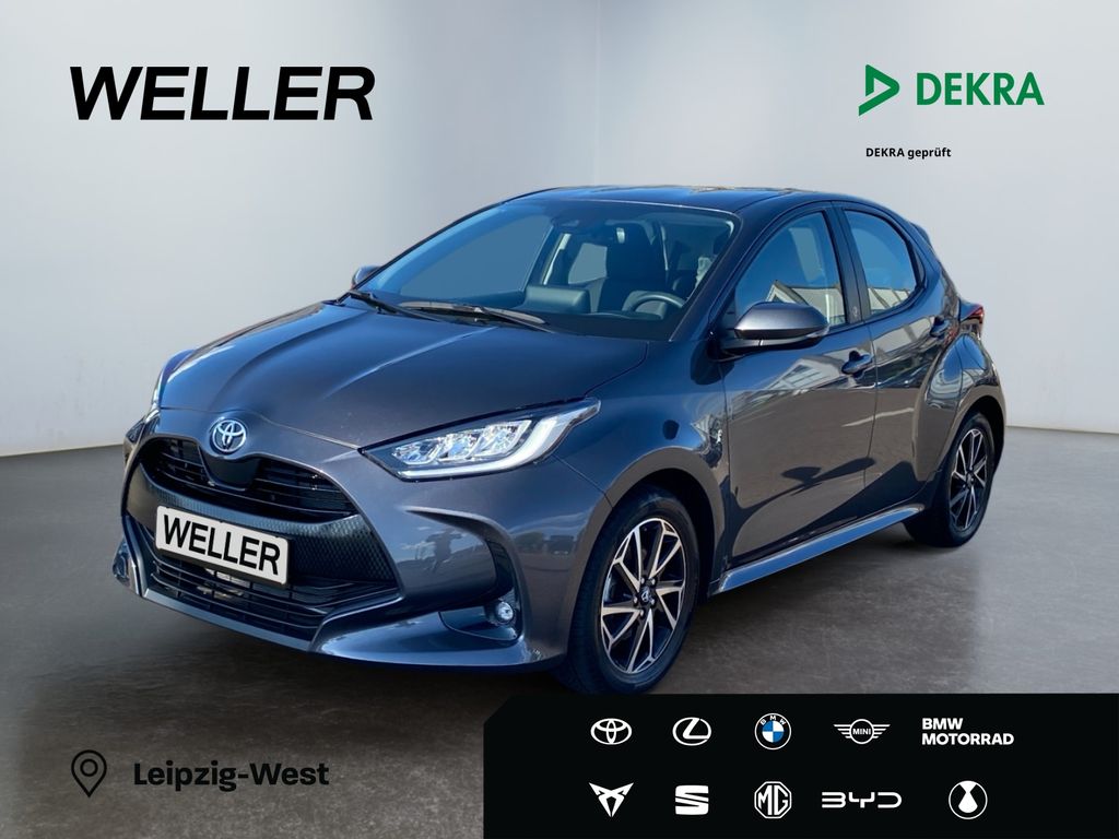 Bild des Angebotes Toyota Yaris Hybrid 1.5 Team D *LED*SHZ*SmartKey*CAM*AC