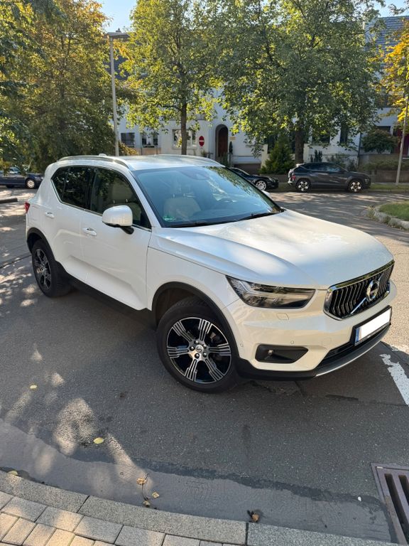 Bild des Angebotes Volvo XC40 T3 Inscription*2WD*AUT*Leder*360°*HiFi*Voll