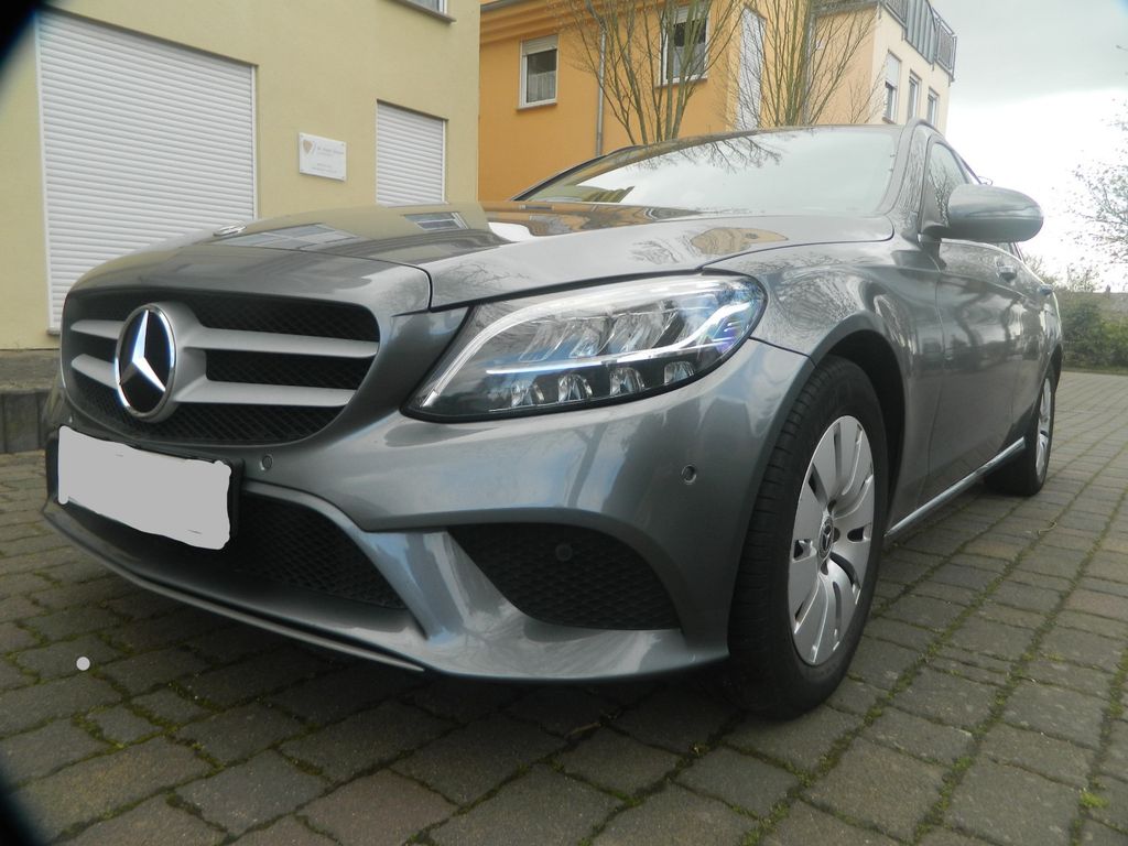Bild des Angebotes Mercedes-Benz C 200 d T -Automatic-LED-Leder-Navi-Kamera-AHK