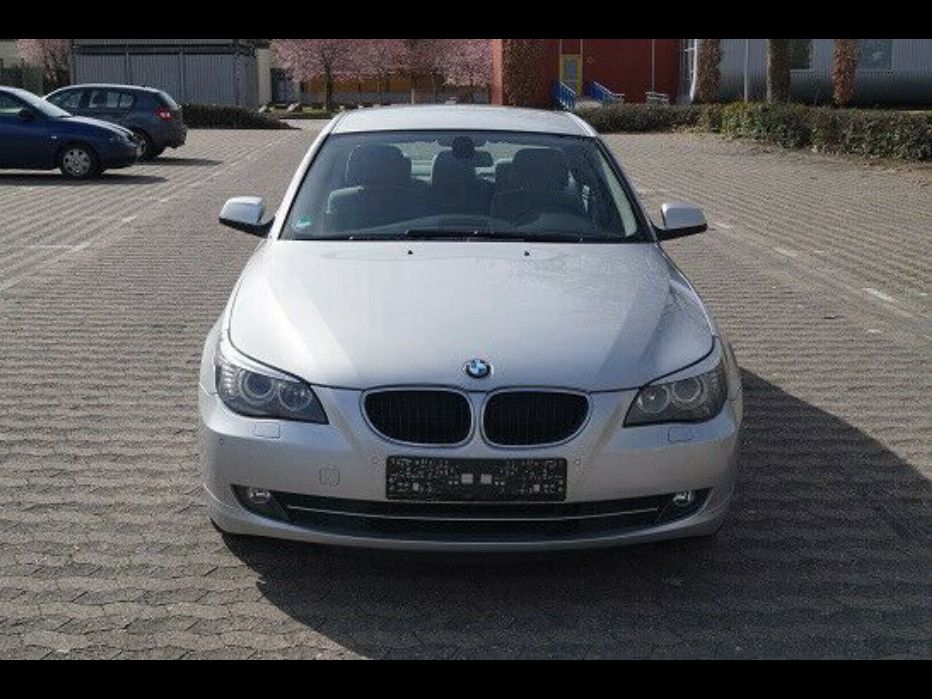 Bild des Angebotes BMW 520i -
