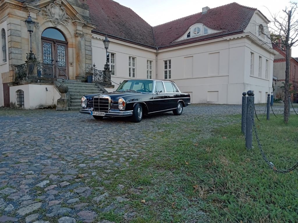 Bild des Angebotes Mercedes-Benz 300 sel w109