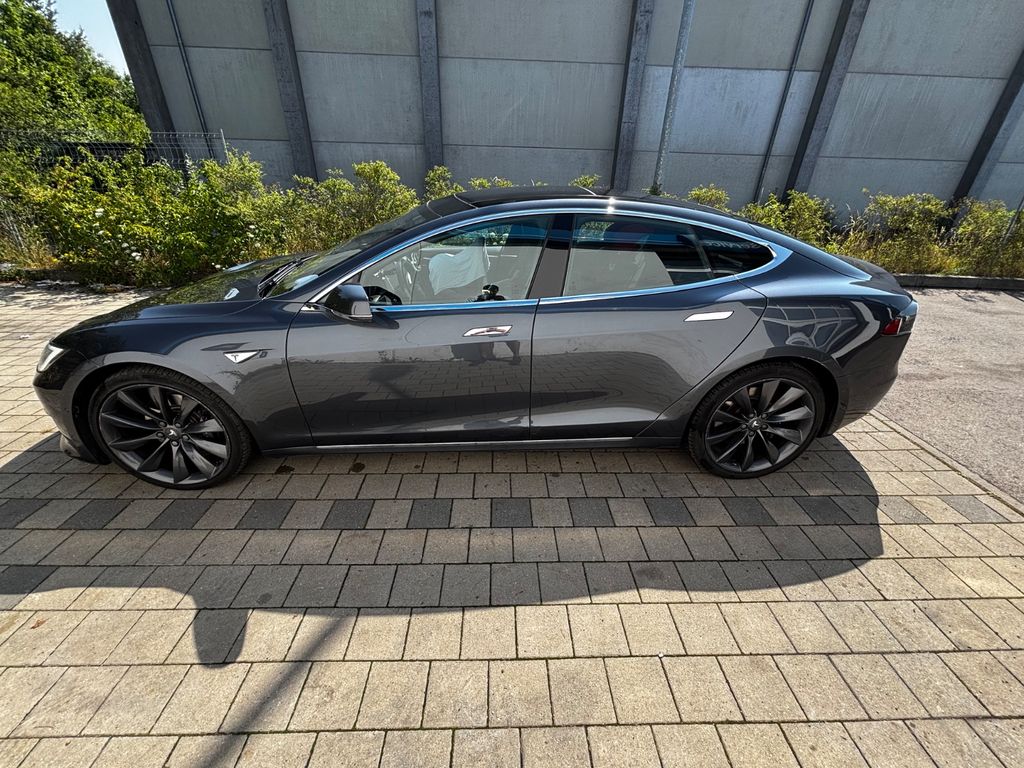 Bild des Angebotes Tesla Model S 90D - Free Super Charger