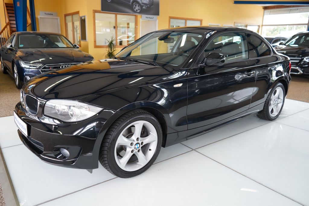 Bild des Angebotes BMW 120 i Coupe AUTOMATIK / XENON / TEIL-LEDER / PDC