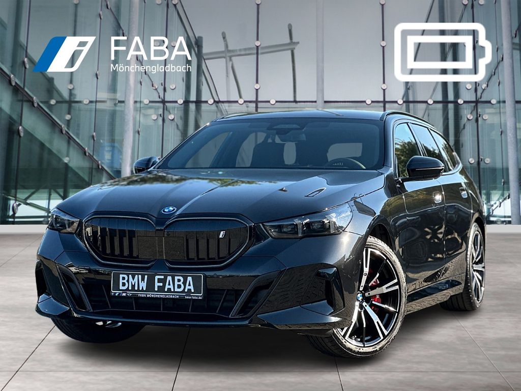 BMW i5 eDrive40 Touring M Sport Pro Head-Up DAB