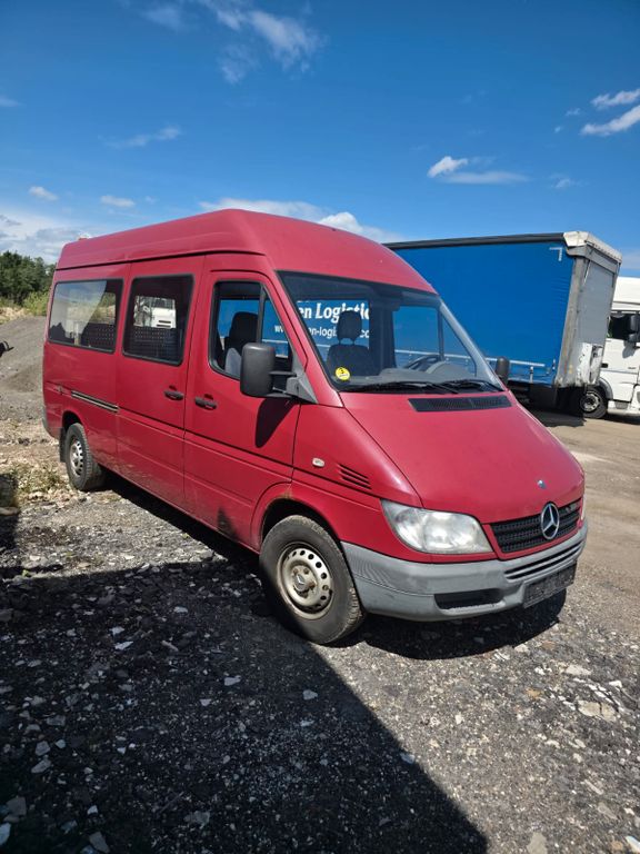 Bild des Angebotes Mercedes-Benz Sprinter Kombi 311 CDI Km original hoch und lang