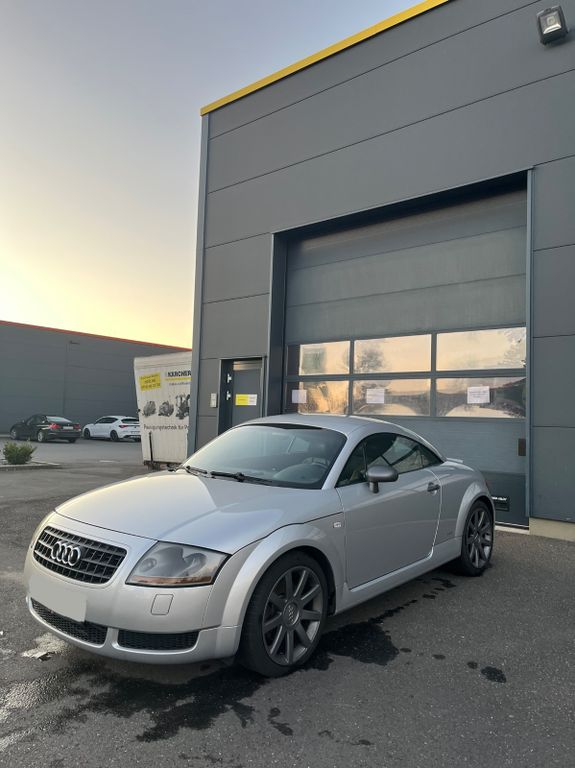 Bild des Angebotes Audi TT Coupe 1.8T S Line Titan Paket