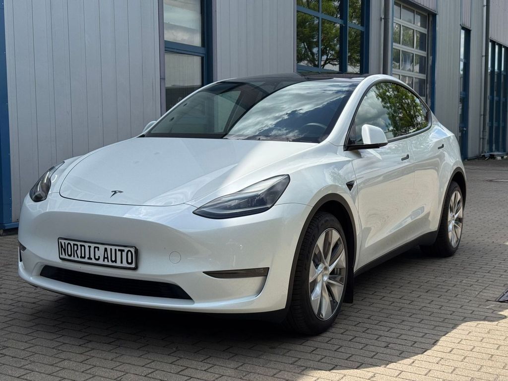 Bild des Angebotes Tesla Model Y Long Range Dual AWD +AHK+8fach