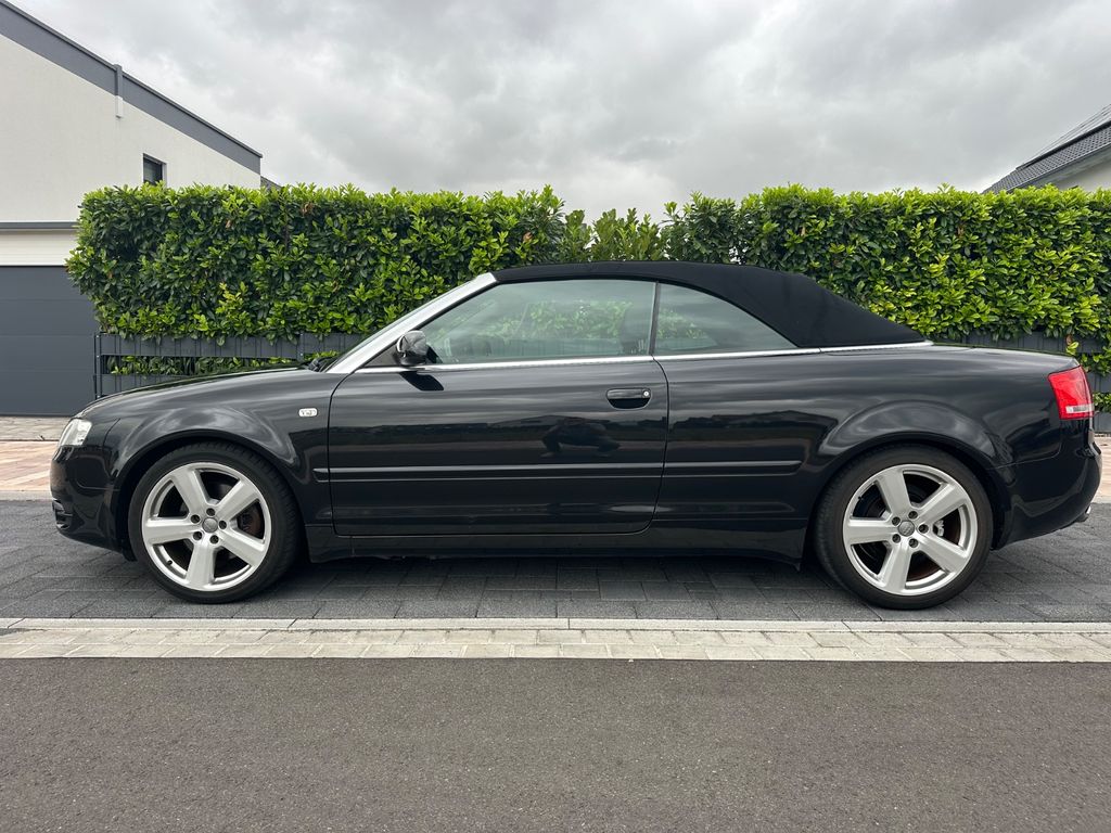 Bild des Angebotes Audi A4 1.8 T Cabrio,  S-Line, Leder, Temp, Xen, PDC