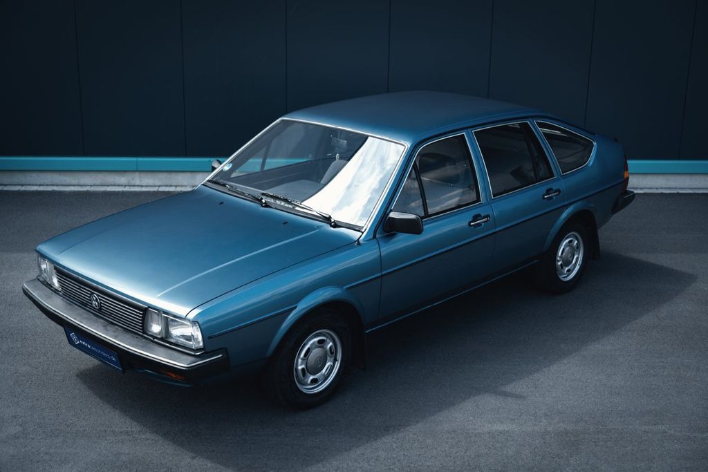 Volkswagen Passat 32b