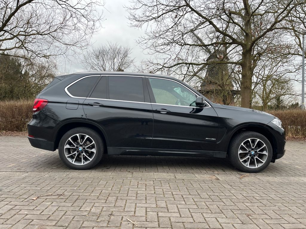 Bild des Angebotes BMW X5 xDrive35i 7 Sitz Navi Leder Panorama Keyless
