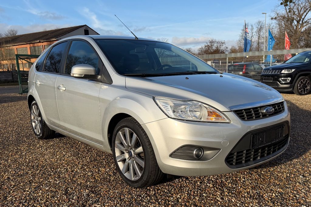 Bild des Angebotes Ford Focus Lim. Silver Magic mit Klima