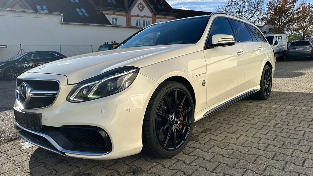 Bild des Angebotes Mercedes-Benz E 63 AMG/Keramik/Carbon/Bang&Olufse/Driver Packe