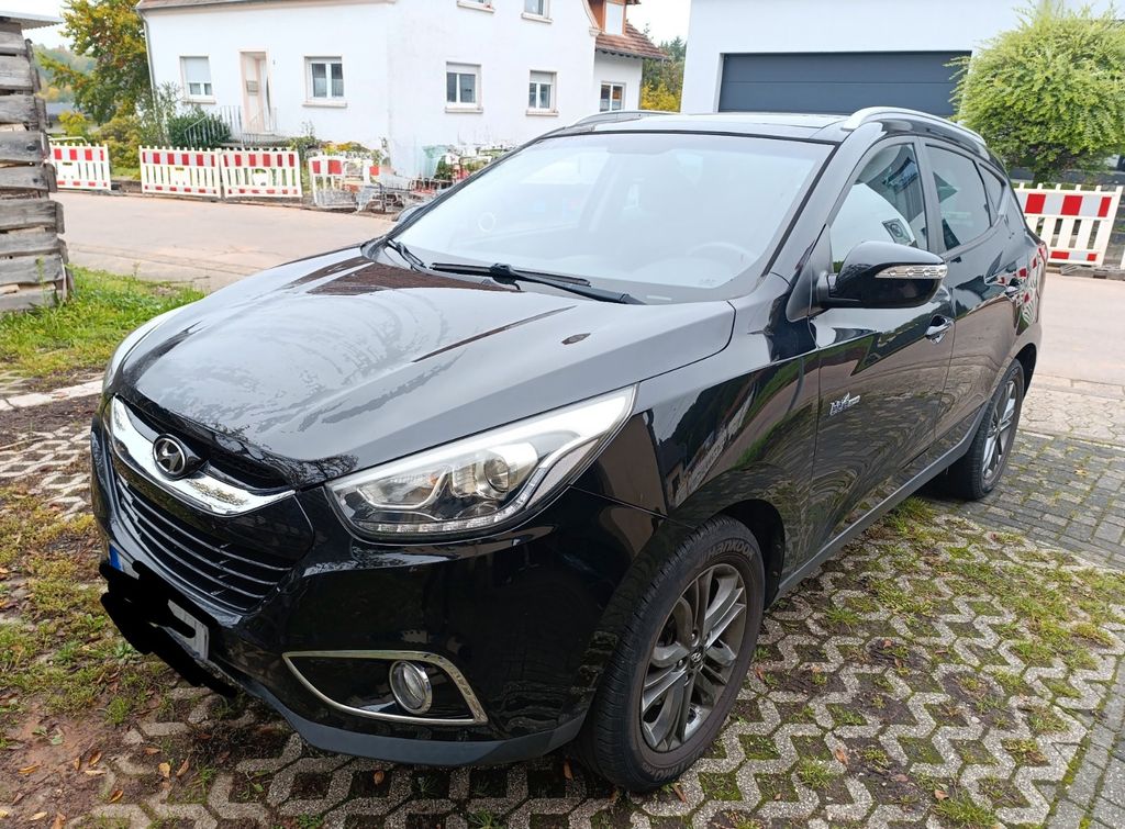 Bild des Angebotes Hyundai ix35 1.6 GDI FIFA World Cup EDT. Silver 2WD ...