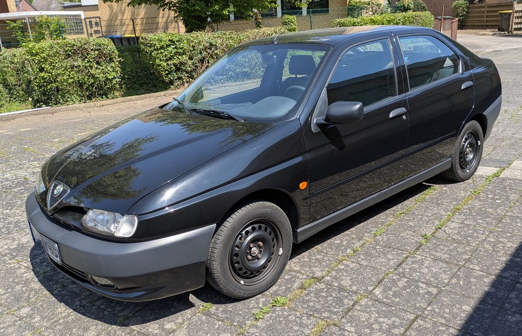 Bild des Angebotes Alfa Romeo 146 1.6 T.Spark -