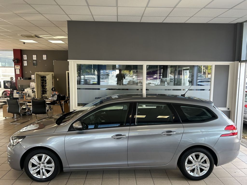 Bild des Angebotes Peugeot 308 SW pure Tech Active Navi Klima Tempomat PDC