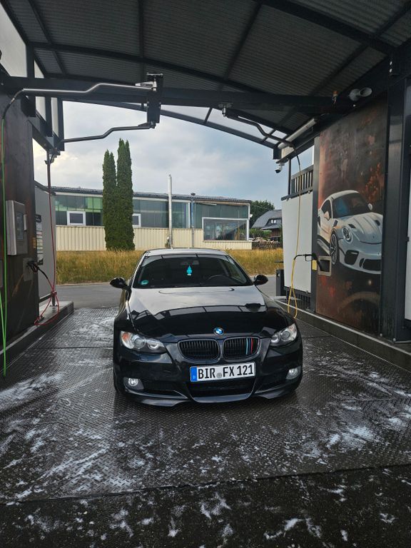 Bild des Angebotes BMW E92 320i Coupé