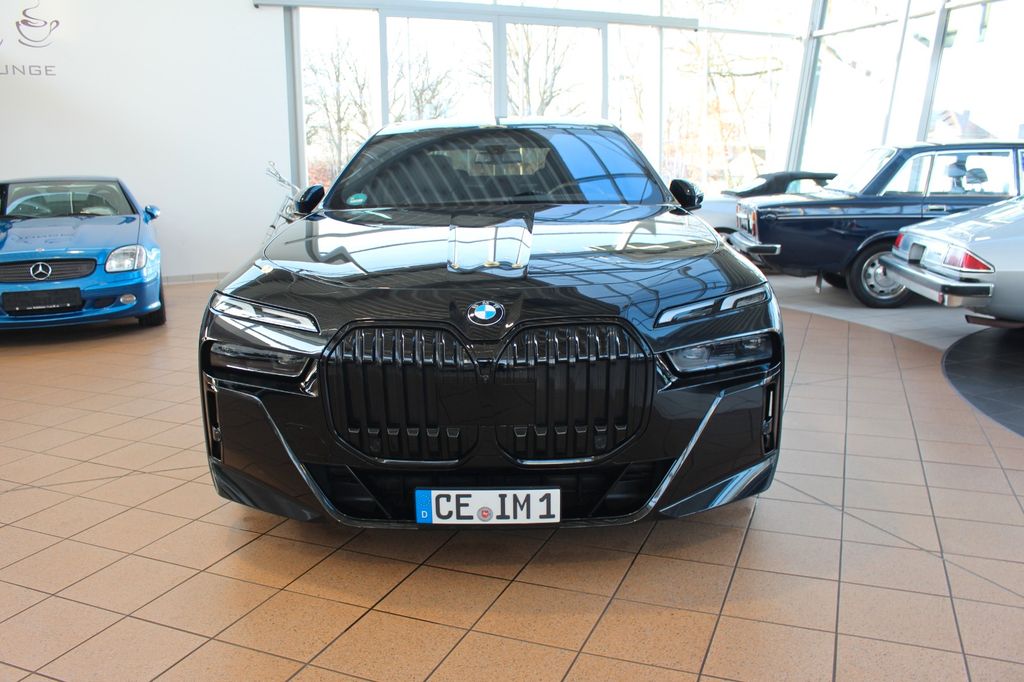 Bild des Angebotes BMW 740 7 740 d xDrive M Sport+8-fach+