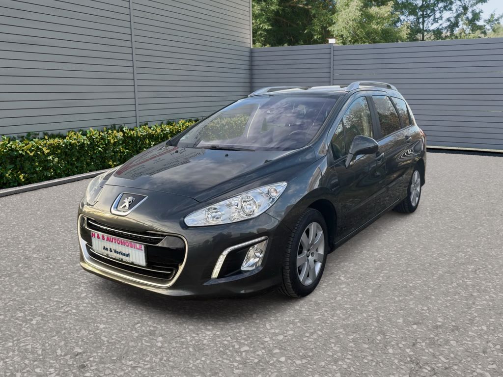 Bild des Angebotes Peugeot 308 SW Family 120 VTi
