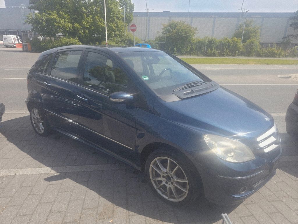 Bild des Angebotes Mercedes-Benz B 200. "Tüv neu"