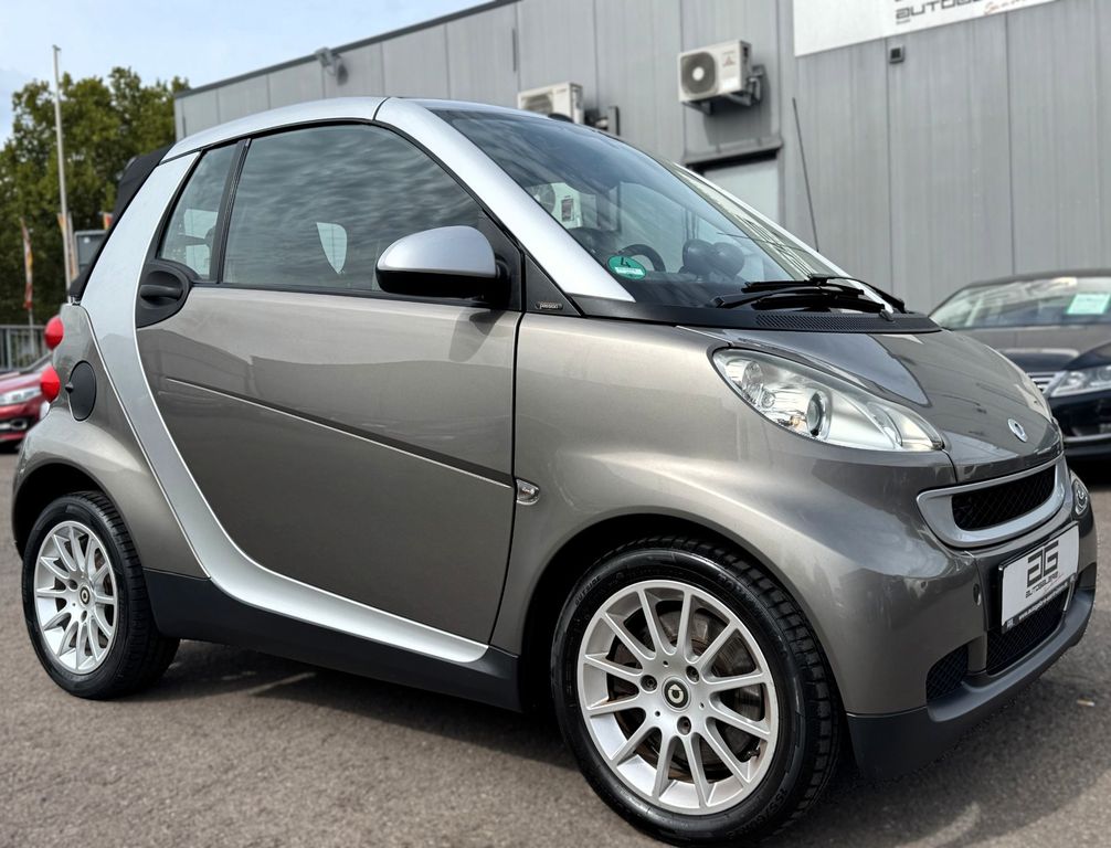 Bild des Angebotes Smart ForTwo Cabrio Autom. *Leder/Klima/Sitzheizung*