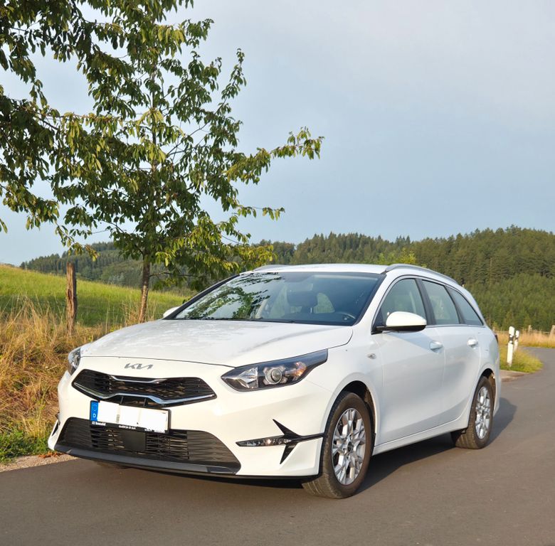 Bild des Angebotes Kia cee'd / Ceed 1.6 CRDi MHEV 100kW DCT Platinu...