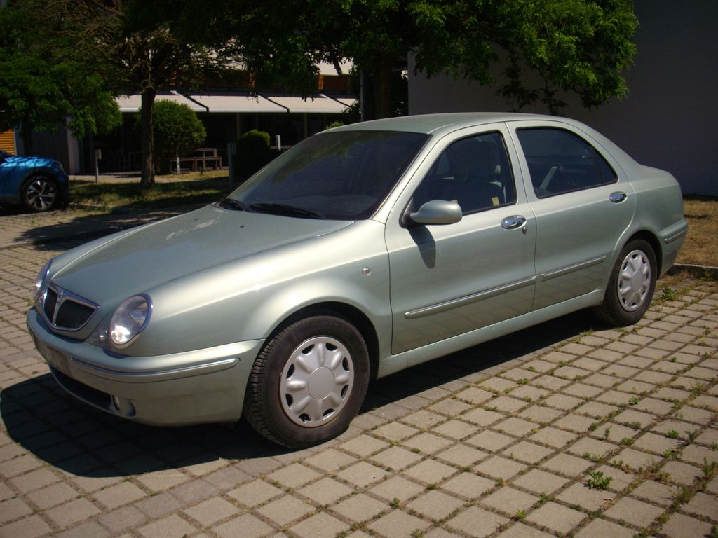 Bild des Angebotes Lancia Lybra 1.8 LX