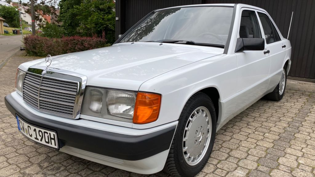 Bild des Angebotes Mercedes-Benz 190 Automatik Garagenwagen Oldtimer H Kennzeiche