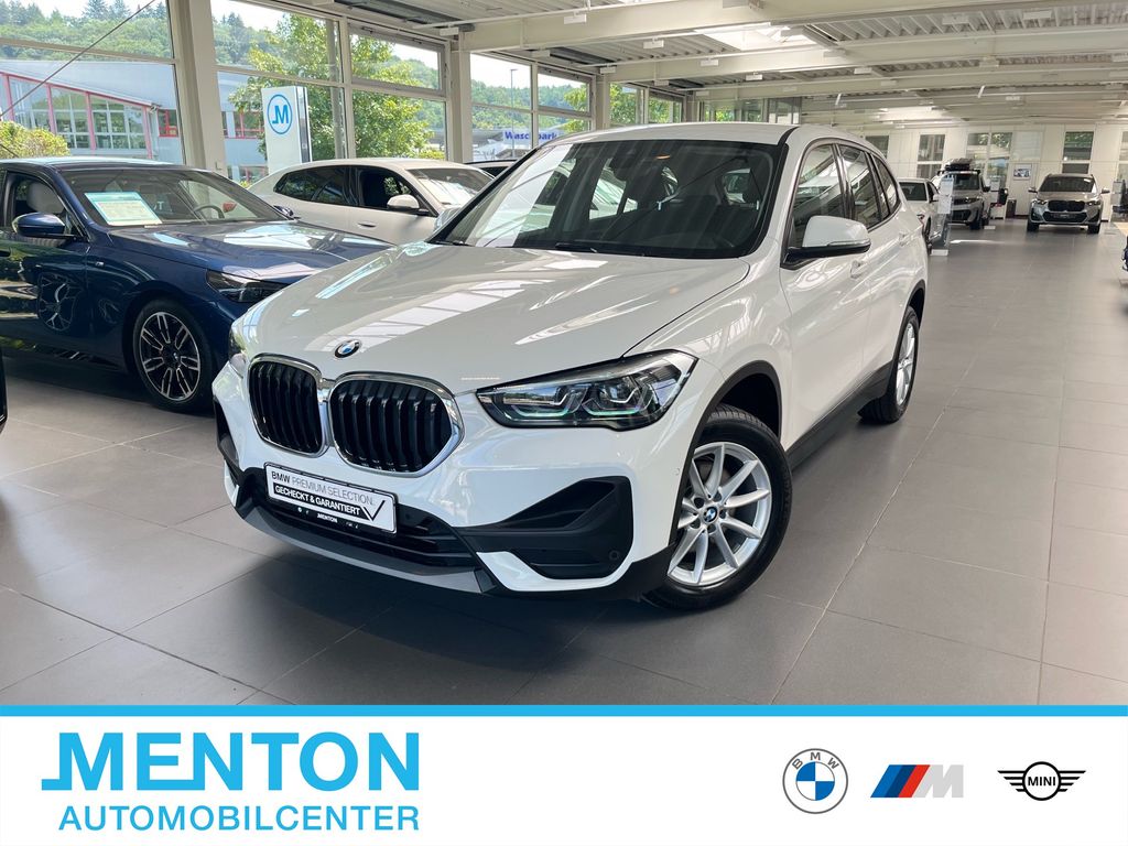 Bild des Angebotes BMW X1 sDrive18i Advantage Navi/LED/RFK/aut.Heckkl./
