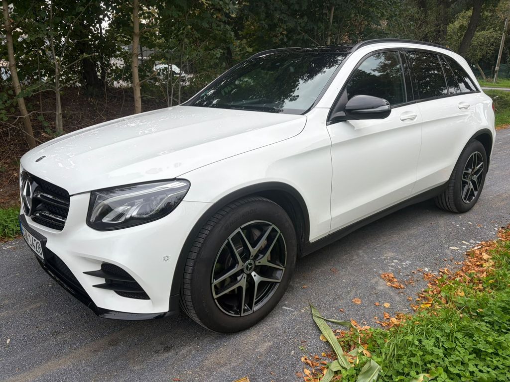 Bild des Angebotes Mercedes-Benz GLC 250 4MATIC Autom. AMG Line-Night Paket-Pano