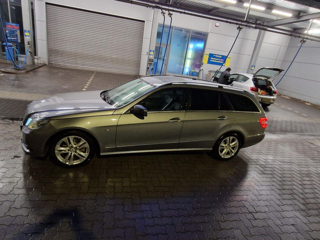 Bild des Angebotes Mercedes-Benz 220