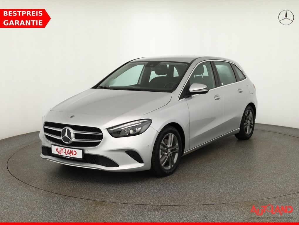 Bild des Angebotes Mercedes-Benz B220 4Matic Widescreen AHK LED Navi Kamera USB