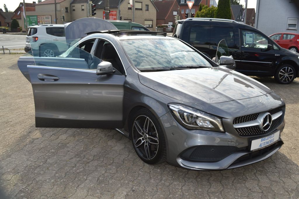 Bild des Angebotes Mercedes-Benz CLA 220 4Matic  Coupe 7G-Tronic AMG Line Pano/LE