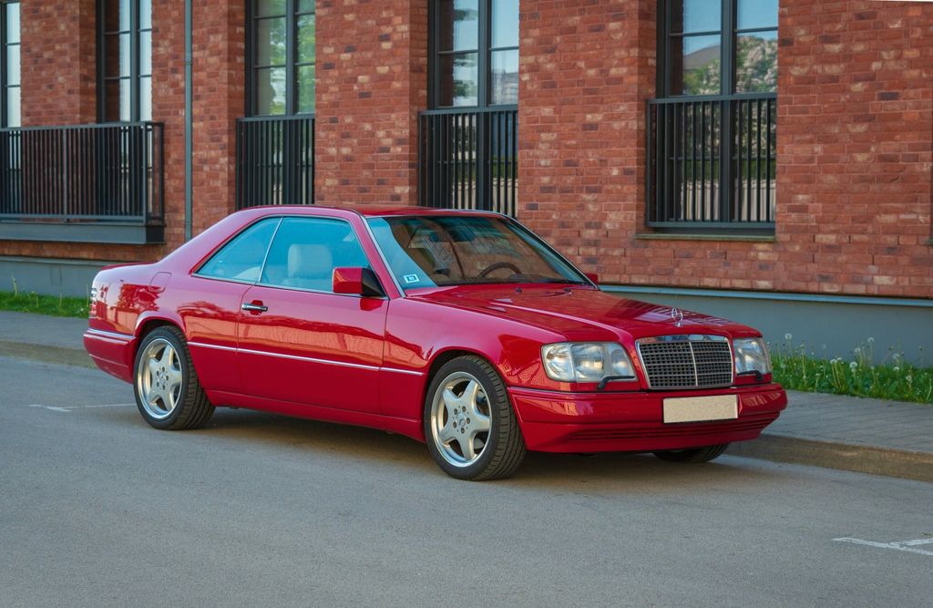 Bild des Angebotes Mercedes-Benz E 320