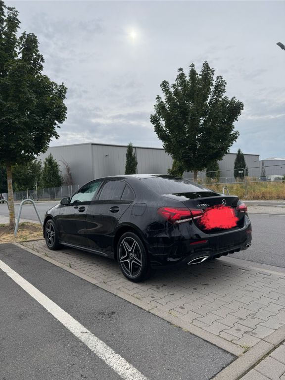Bild des Angebotes Mercedes-Benz A 250 e Limousine TÜV & Service NE