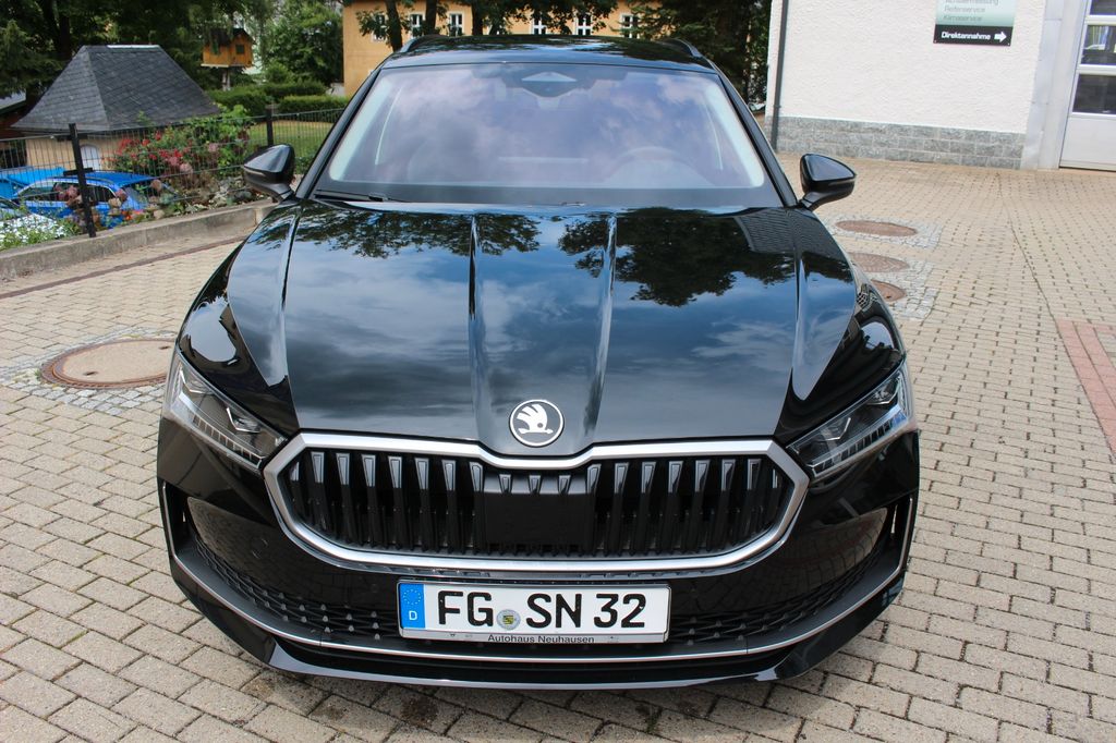 Bild des Angebotes Skoda Superb Combi 2.0 TDI 110kW 5J/100TKM Standheiz.