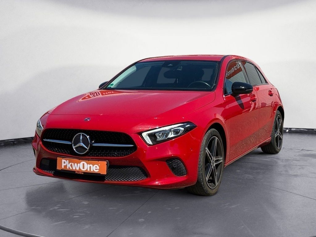 Bild des Angebotes Mercedes-Benz A 180 TEMPOMAT*NAVI*KLIMA*SHZ*LHZ*KAMERA*PDC