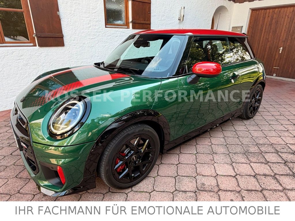 Bild des Angebotes MINI JCW F66 231PS/Leder/RFK/Head Up/Harman Kardon