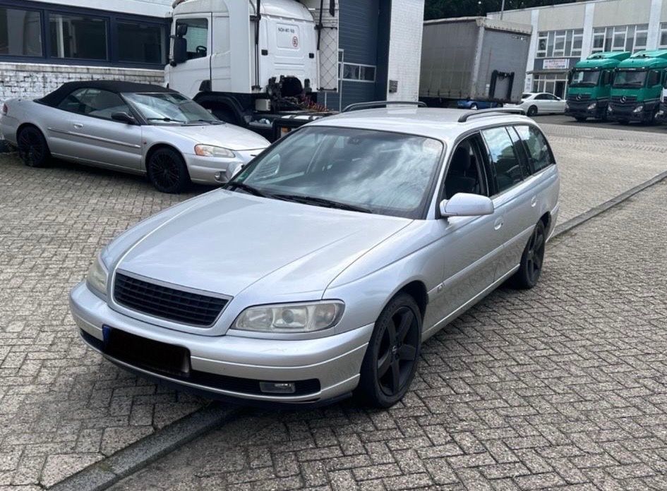 Opel Omega 2.2 16V Edition Edition