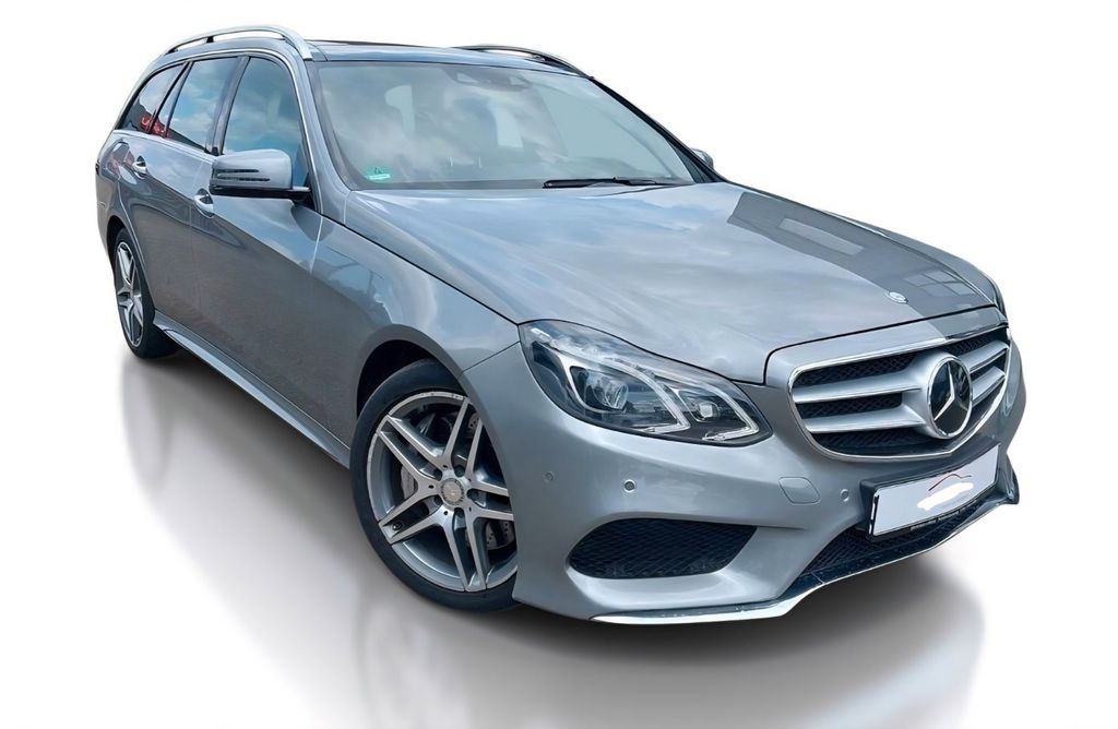 Bild des Angebotes Mercedes-Benz E 500 4MATIC T-MODELL /AMG-SPORT/PANORAMA