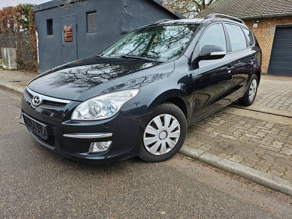 Bild des Angebotes Hyundai i30 CW 1.6 CRDi Automatik
