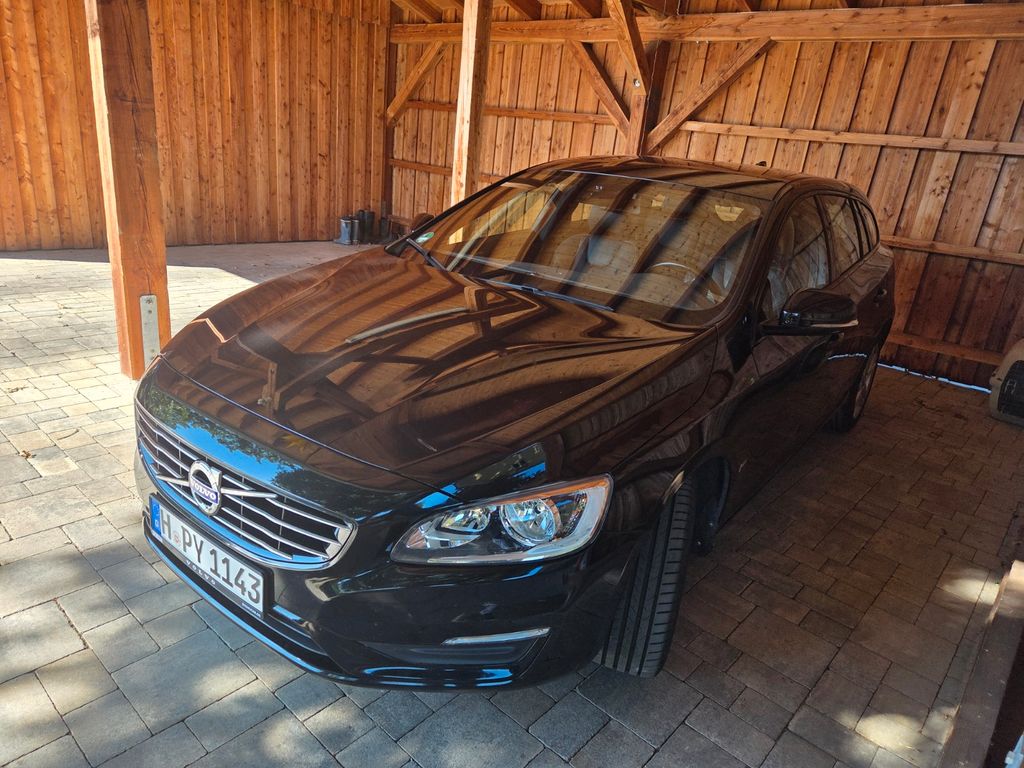 Bild des Angebotes Volvo V60 D3 Linje Svart Linje Svart