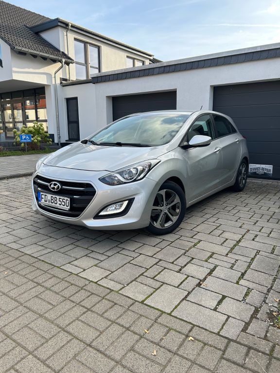 Hyundai i30 1.6 CRDi 81kW Style Style