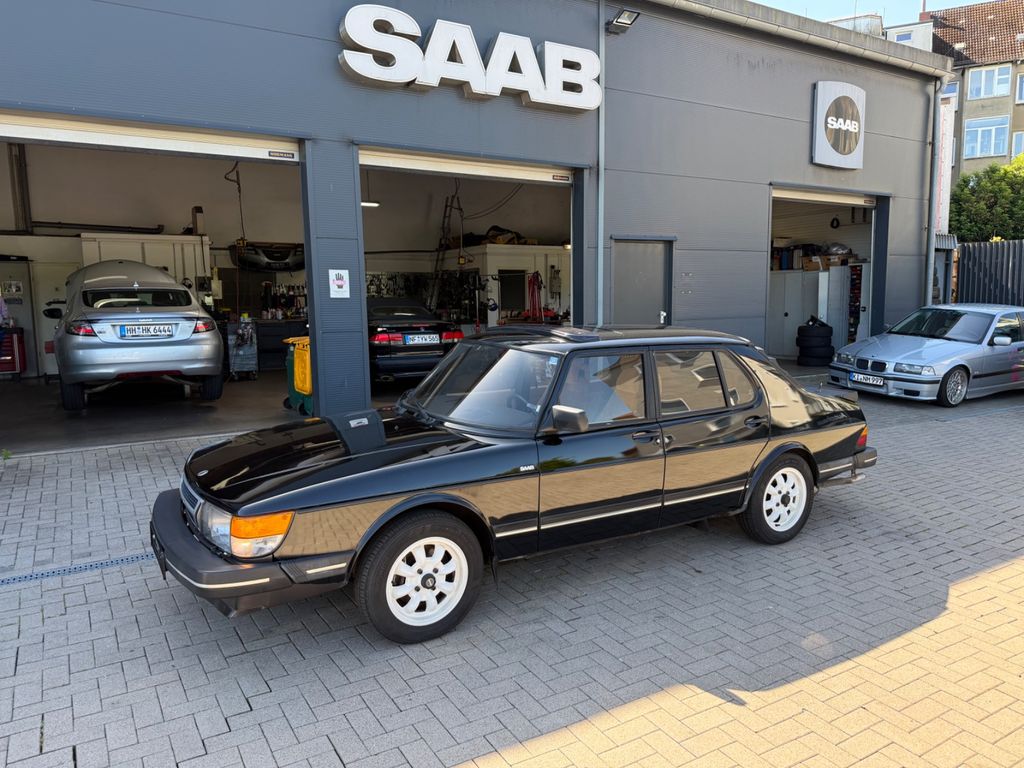 Bild des Angebotes Saab 900 2.0i Sedan
