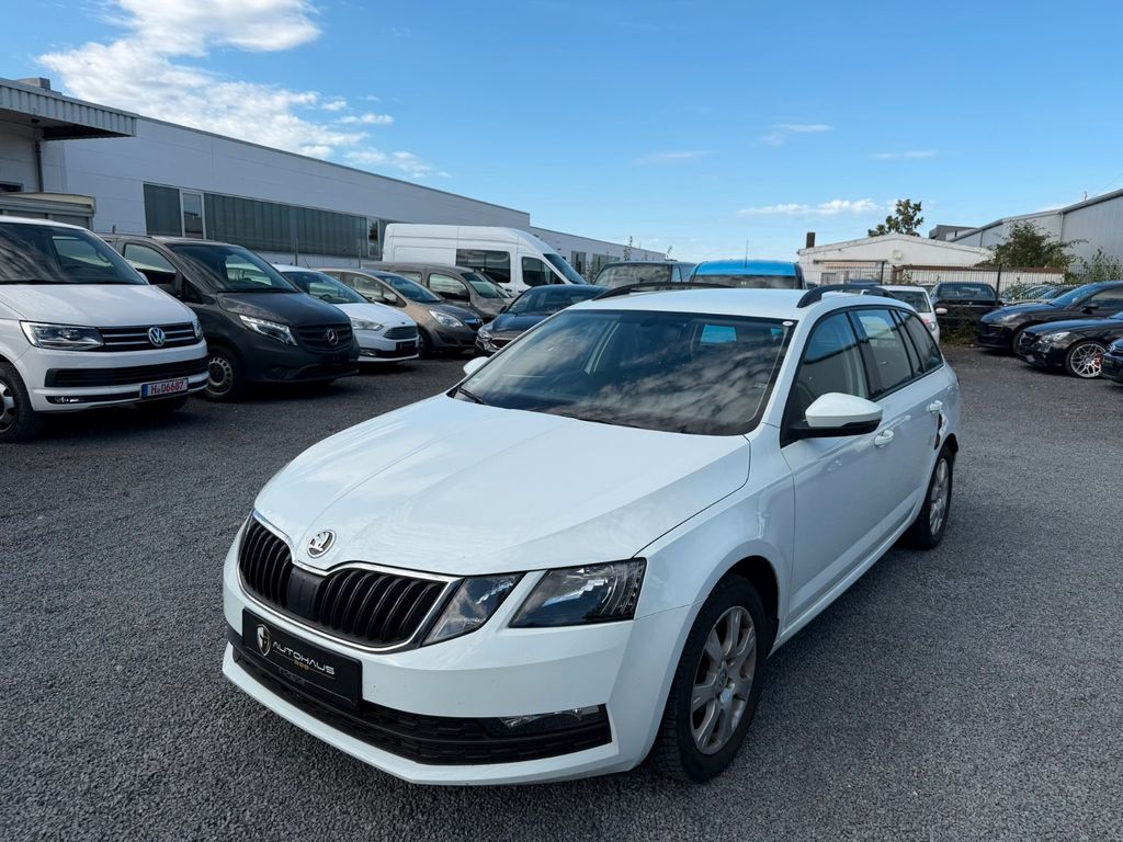 Skoda Octavia Combi Ambition 4x4 PDC KLIMA AHK 1. HAND